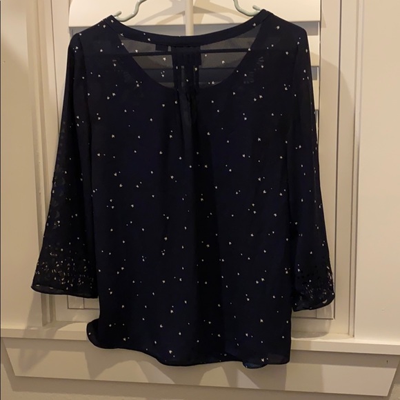 Anthropologie 3/4 sleeve cut out top - Picture 5 of 5